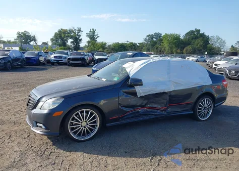 2011 Mercedes-Benz E 350 from USA, damaged, VIN WDDHF5GB7BA402073